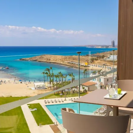 Chrysomare & أيا نابا