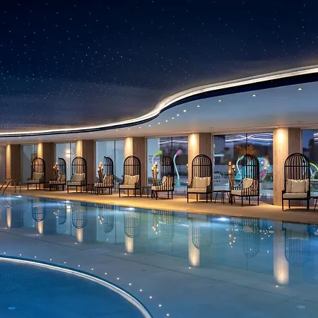 فندق Chrysomare & 5*