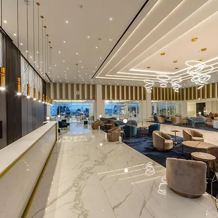 Chrysomare & فندق 5*