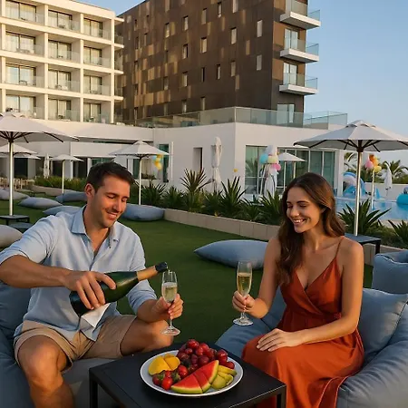 Chrysomare & فندق