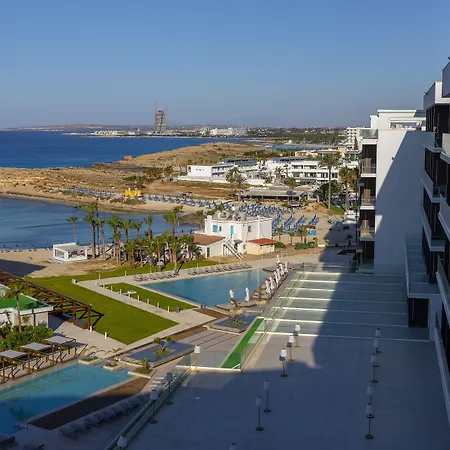 Chrysomare & فندق أيا نابا