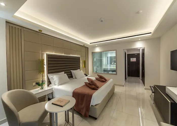 Chrysomare & 5* Ayia Napa