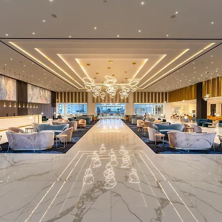 Chrysomare & Hotel 5*