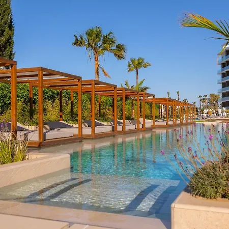 Chrysomare & Hotel 5*