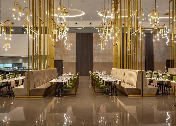 Hotell Chrysomare & 5*