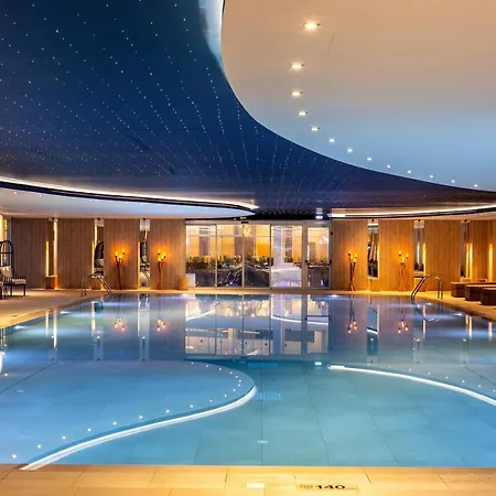 Chrysomare & Hotel