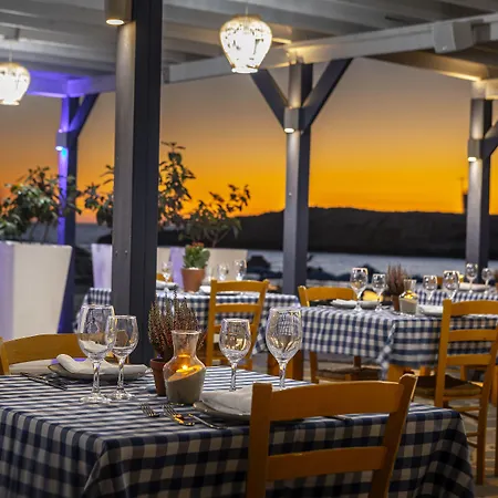 ホテル Chrysomare & アヤナパ