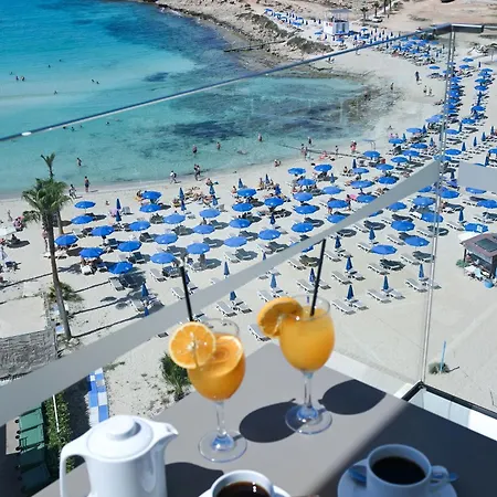 Hotel Chrysomare & 5*
