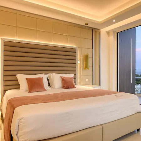 Hotel Chrysomare & 5*