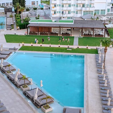 Chrysomare & Hotel Ayia Napa