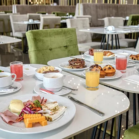 Chrysomare & Hotel 5*