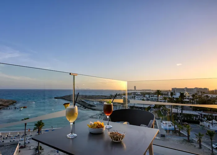 Hotel Chrysomare & 5*